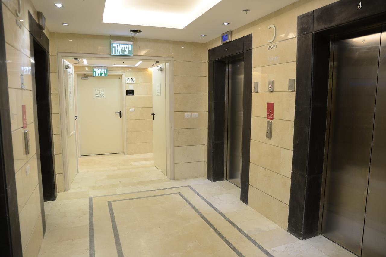 Saidoff, Amazing 4 Bedroom 3 Bath In City Center, Pool, Parking!!! القدس المظهر الخارجي الصورة